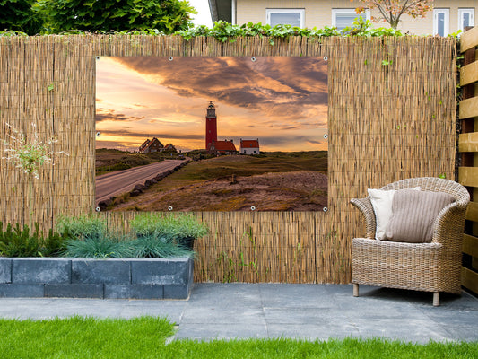 Gartenposter Auf dem Weg zum Leuchturm von Texel