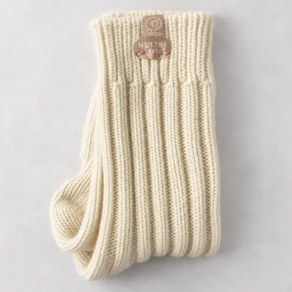 Skéépe witte wollen sokken | Middelhoog | Beige label