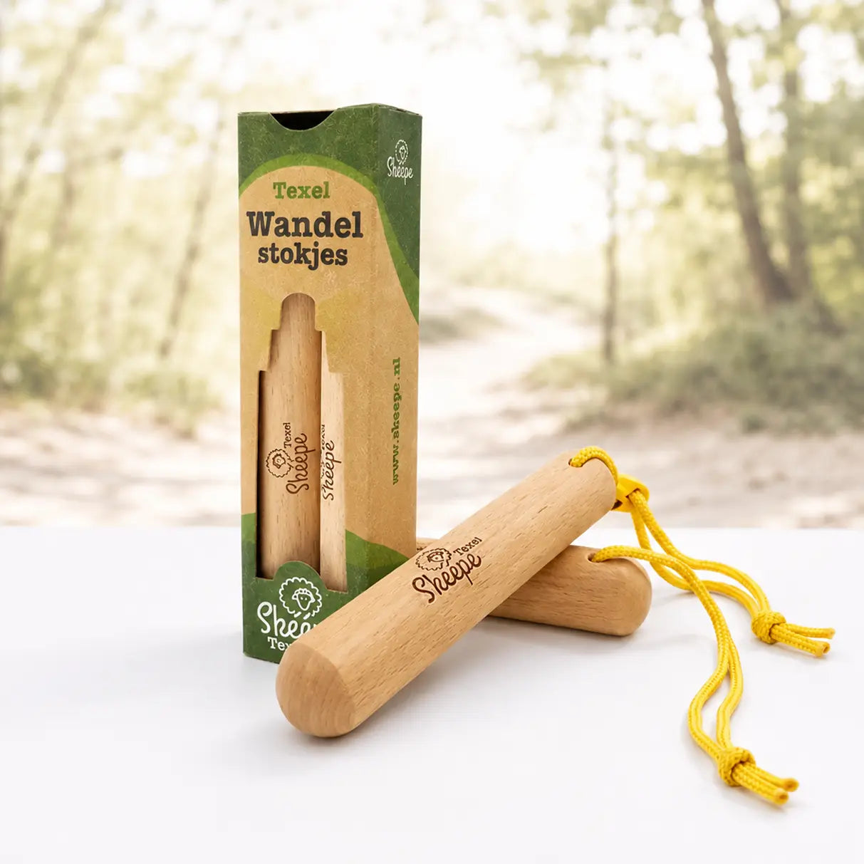 Skéépe wandelstokjes - Geel koord